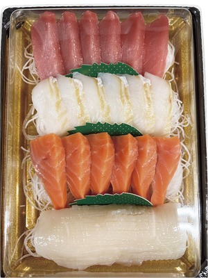 刺身4列盛(まぐろ・サーモン・かれい・いかなど)