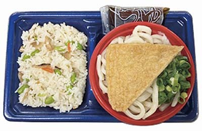 豆ごはんときつね揚げうどんセット